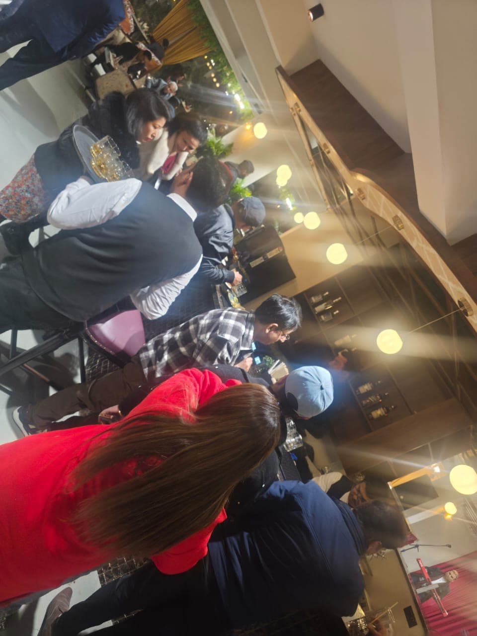 Retro Fine Dine restaurant photo gallery moment 22